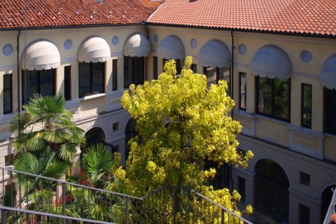 Mons. Craveri Oggero - Casa per Anziani