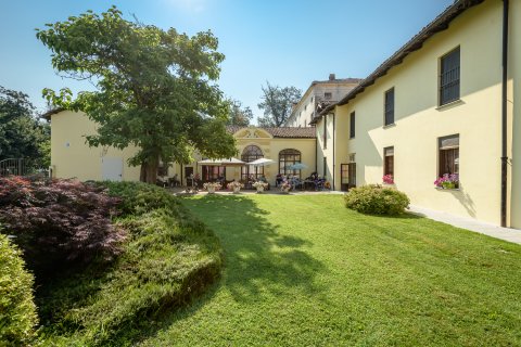 rsa-villa-smeralda-salmour