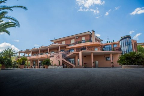 Nomentana Resort Casa di Riposo